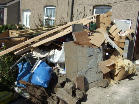 Advanced waste sorting technology used by muck away services
